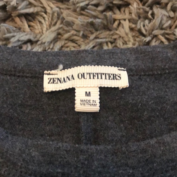 Halter Top Tank Top - Picture 2 of 3